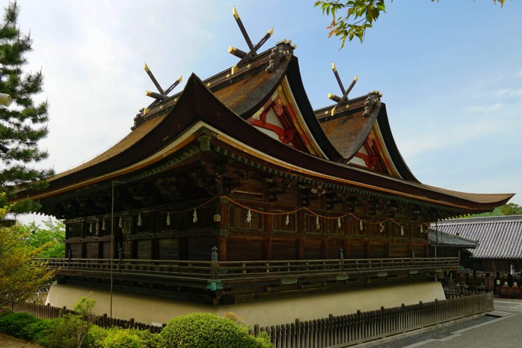 吉備津神社の本殿(国宝・吉備津造り)