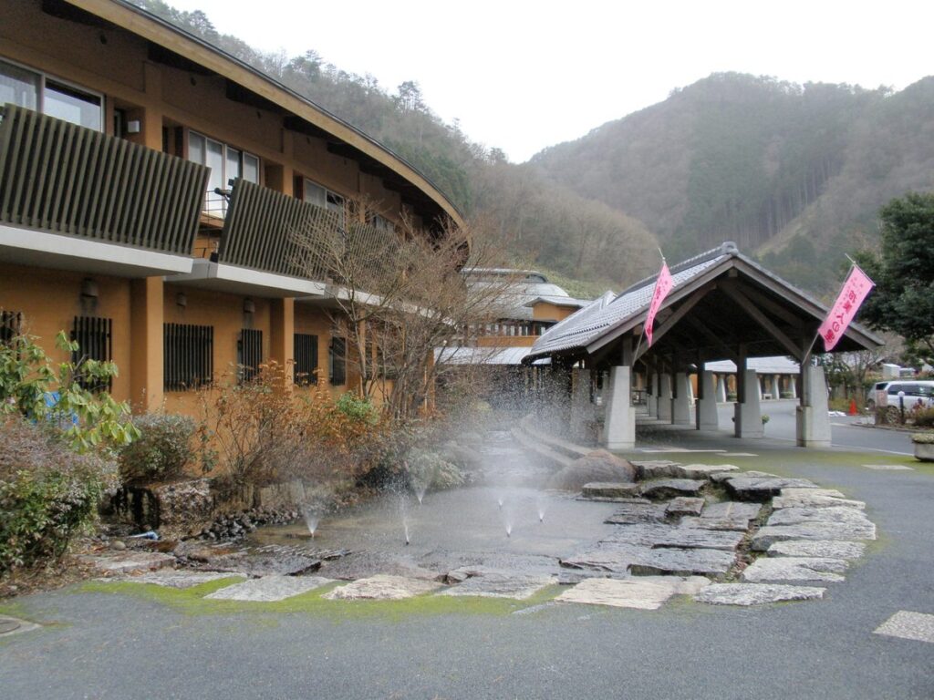 奥津温泉 花美人の里(鏡野町)